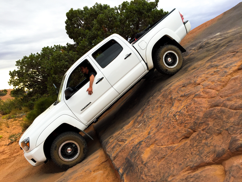 Illustration for article titled How To Drive Off-Road
